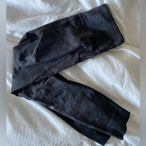 Lululemon Base Pace High-Rise Running Tight 31"